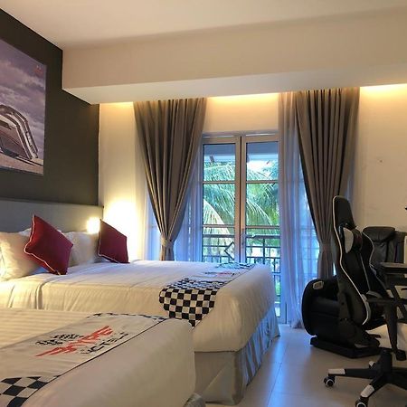 Hype Motorsports Hotel Port Dickson Dış mekan fotoğraf
