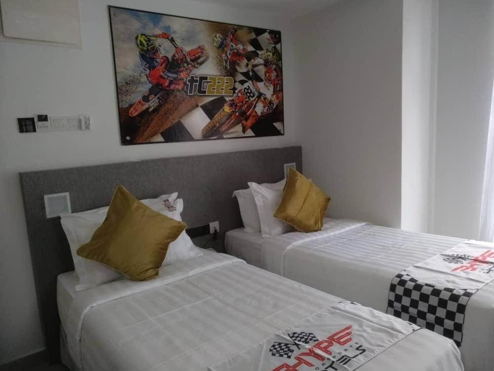 Hype Motorsports Hotel Port Dickson Dış mekan fotoğraf