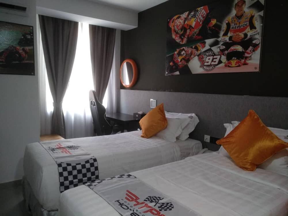 Hype Motorsports Hotel Port Dickson Dış mekan fotoğraf