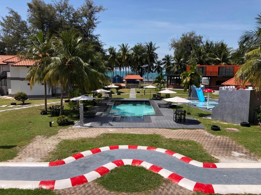 Hype Motorsports Hotel Port Dickson Dış mekan fotoğraf