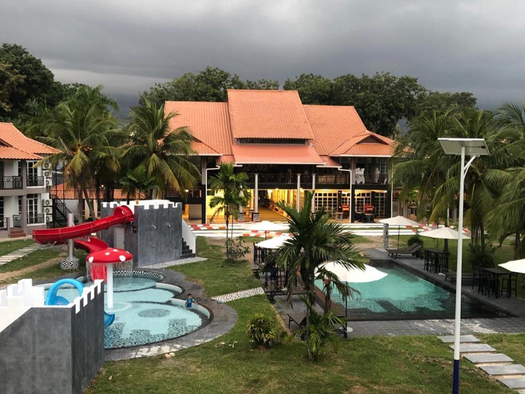 Hype Motorsports Hotel Port Dickson Dış mekan fotoğraf